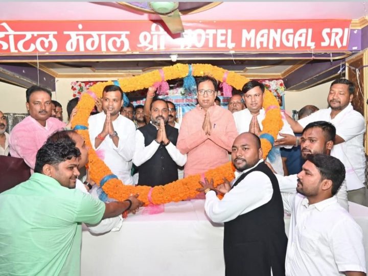 बेतिया में दीनाभाना भंगी जी की पुण्यतिथि के उपलक्ष्य में स्वतंत्रता सेनानी सम्मान समारोह, नेताओं ने दिए समाज को राजनीतिक अधिकारों के आश्वासन